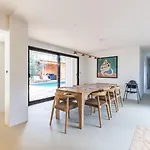 Villa Domus Sciurorum - *