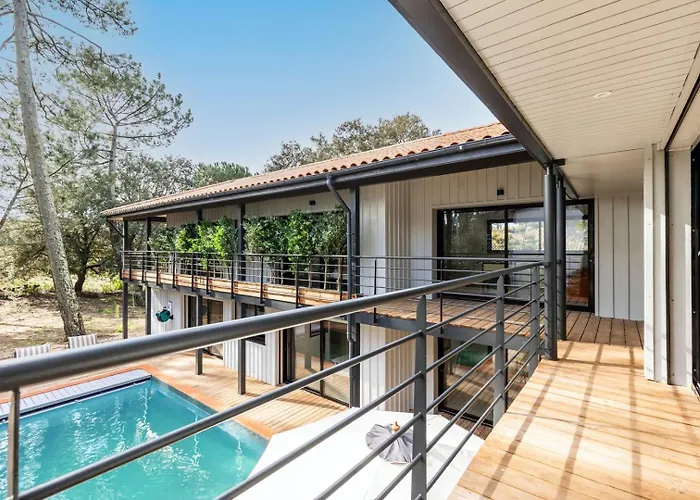 Villa Domus Sciurorum - *